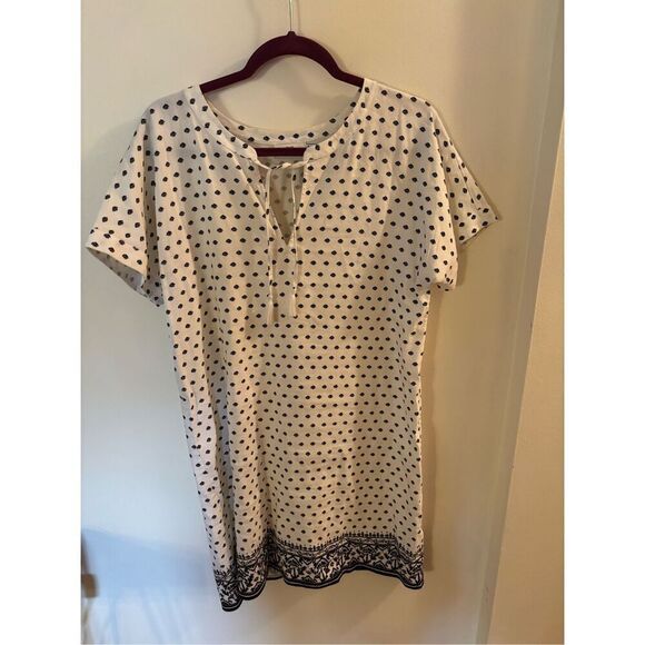 Vineyard Vines Dress - Picture 1 of 4